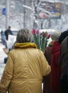 Тульские фотоистории. Борис Тасов: Женский праздник со снежинкой на глазах